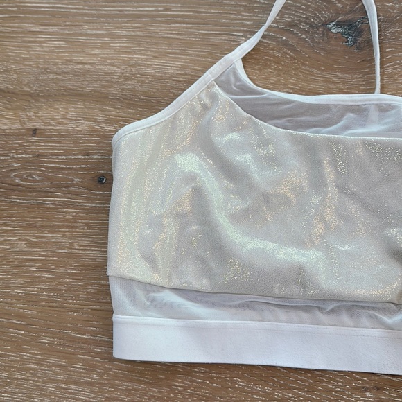 Victoria Sport Bra - Picture 2 of 6